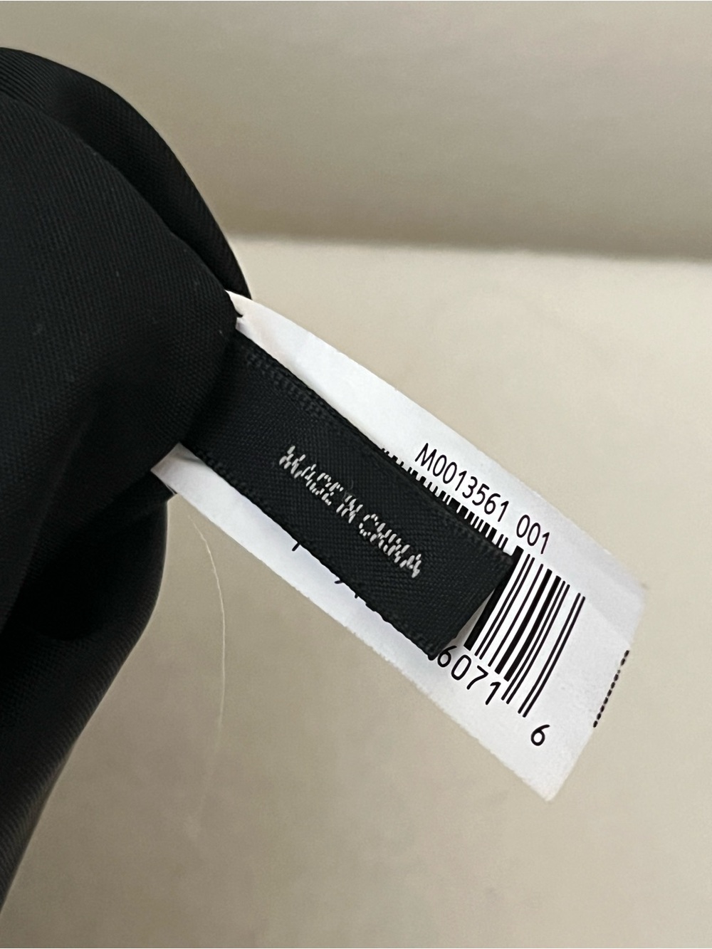 Marc Jacobs Black Nylon Large Tote with Gold Logo - Picture 13 of 14